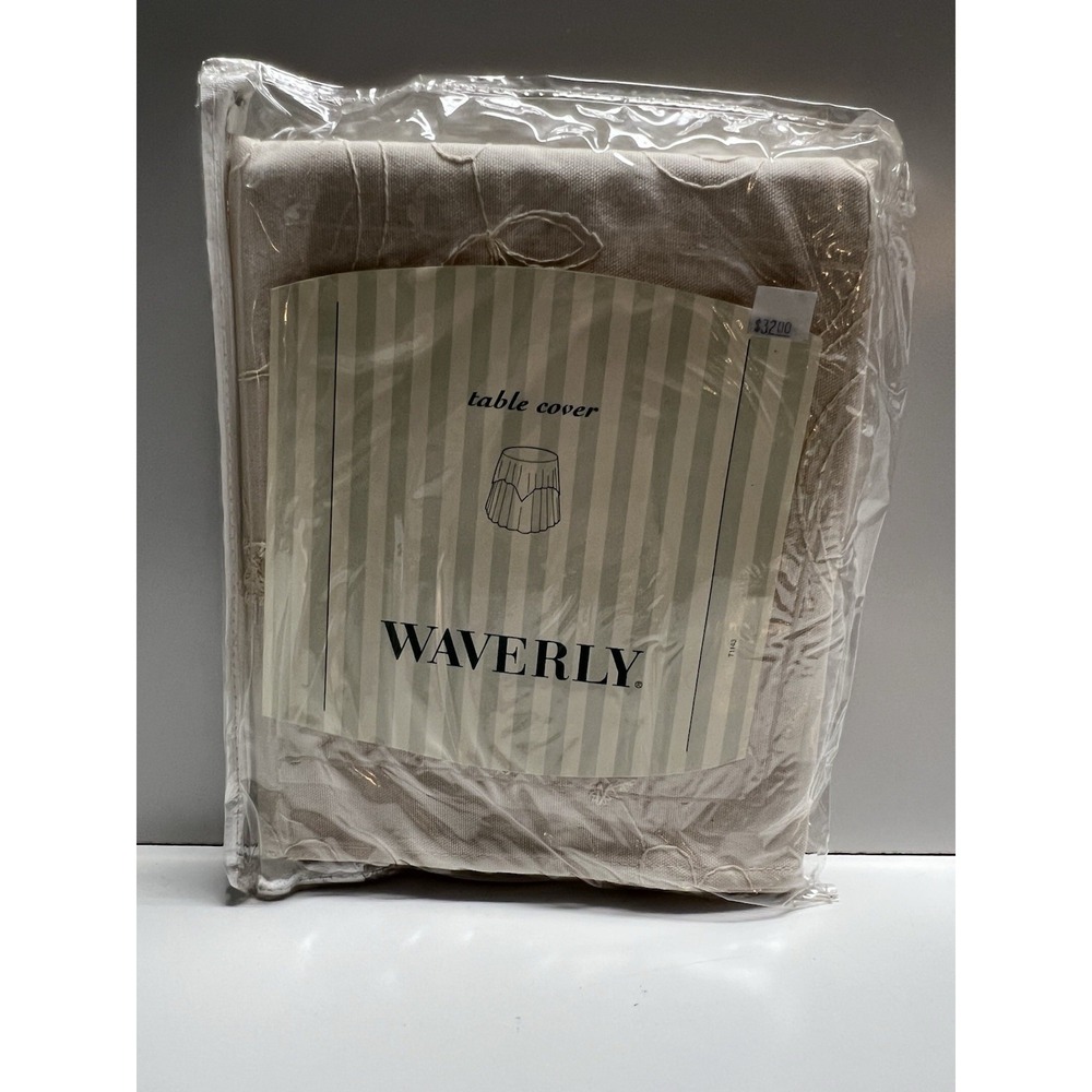 WARVERLY Candlewicking Tablecloth Topper 36 x 36"